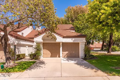 1204 Mission Verde Dr, Camarillo, CA 93012