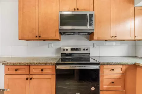 Kitchen - 620 W Gonzales Rd, Oxnard, CA 93036 photo 4 of 4