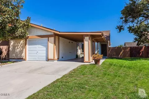5379 Hidalgo St, Camarillo, CA 93012