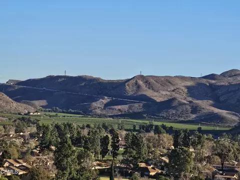 5190 Laurel Park Dr, Camarillo, CA 93012