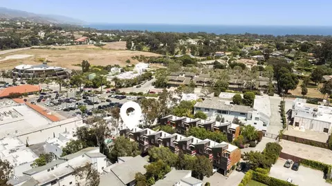 29235 Heathercliff Rd #12, Malibu, CA 90265