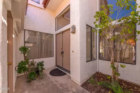 1404 Calle Lozano, Camarillo, CA 93012