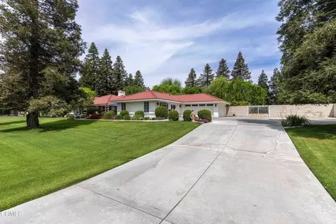 15900 Manon Dr, Bakersfield, CA 93314