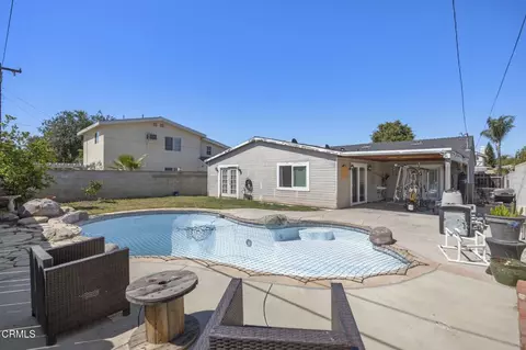 Exterior - 320 D St, Fillmore, CA 93015 photo 5 of 13