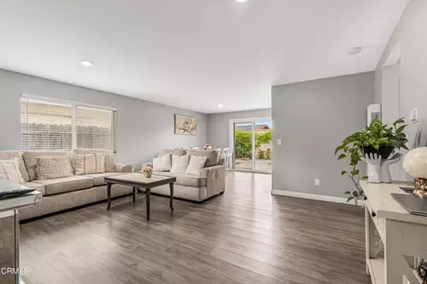 124 N Driskill St, Oxnard, CA 93030