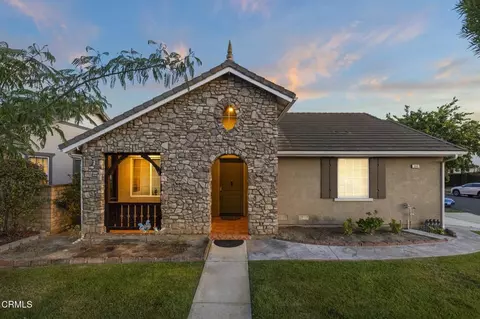 3806 Golden Pond Dr, Camarillo, CA 93012
