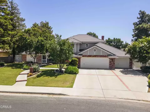 8901 Omeara Ct, Bakersfield, CA 93311