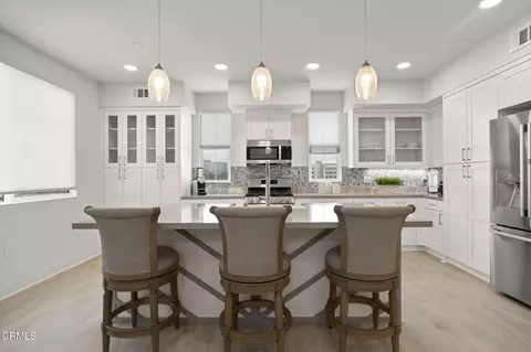 2850 Wagon Wheel Rd #302, Oxnard, CA 93036
