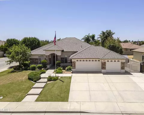 15617 Screaming Eagle Ave, Bakersfield, CA 93314