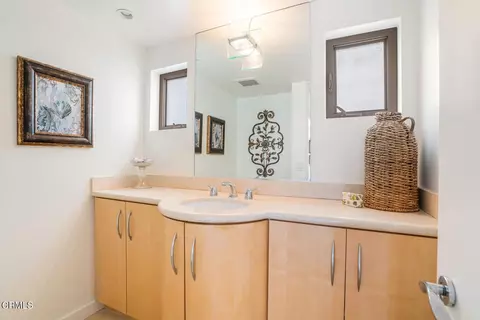 Bath - 3300 Ocean Dr, Oxnard, CA 93035 photo 1 of 7