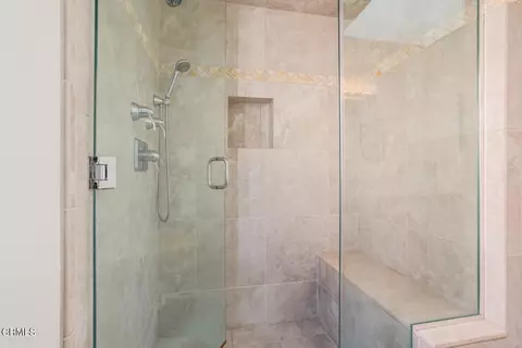 Bath - 3300 Ocean Dr, Oxnard, CA 93035 photo 4 of 7