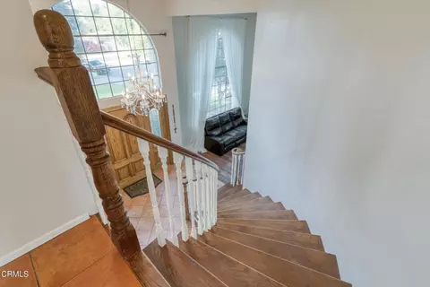 Entry Way - 652 Stonebrook St, Simi Valley, CA 93065 photo 6 of 8