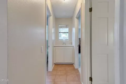 Entry Way - 652 Stonebrook St, Simi Valley, CA 93065 photo 8 of 8