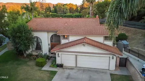View/Area - 652 Stonebrook St, Simi Valley, CA 93065 photo 2 of 6