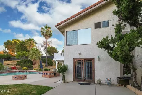Exterior - 652 Stonebrook St, Simi Valley, CA 93065 photo 9 of 20