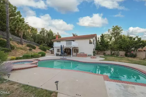 Exterior - 652 Stonebrook St, Simi Valley, CA 93065 photo 12 of 20