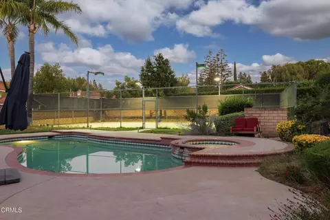 Exterior - 652 Stonebrook St, Simi Valley, CA 93065 photo 20 of 20