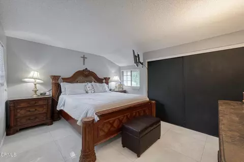 Bedroom - 652 Stonebrook St, Simi Valley, CA 93065 photo 5 of 7