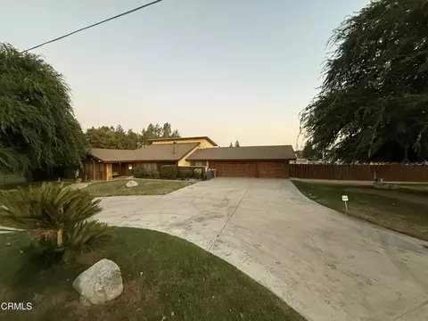 16745 Stephenie St, Bakersfield, CA 93314