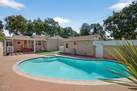 2418 Lexington Dr, Ventura, CA 93003
