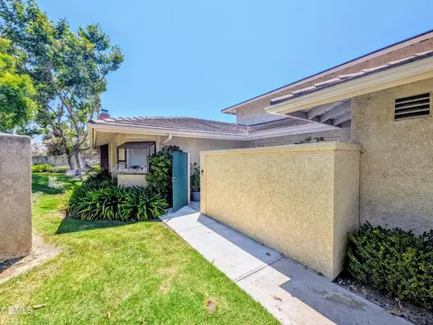 967 Murdoch Ln, Ventura, CA 93003