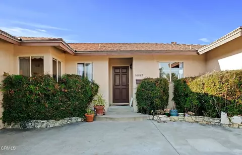 16625 Dearborn St, North Hills, CA 91343