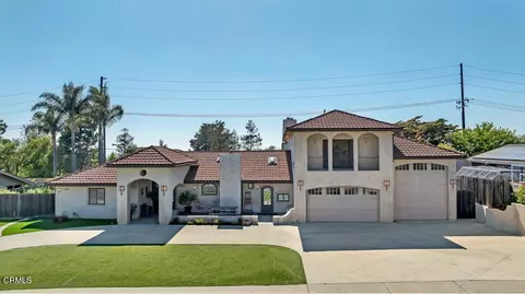 3181 Goldenspur Dr, Camarillo, CA 93010