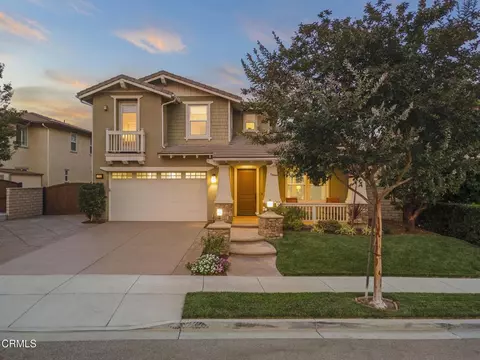 Townhome in Village at the Park Camarillo
