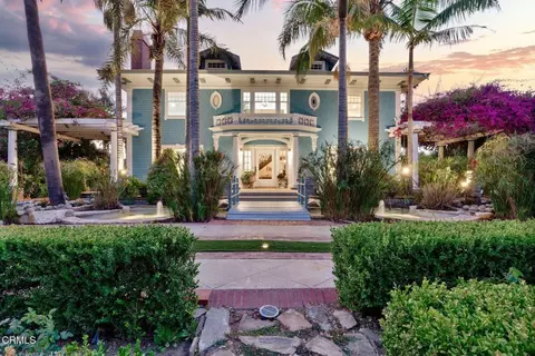 10047 Blackburn Rd, Ventura, CA 93004