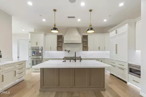 Kitchen - 6174 Cobblestone Dr, Ventura, CA 93003 photo 2 of 5