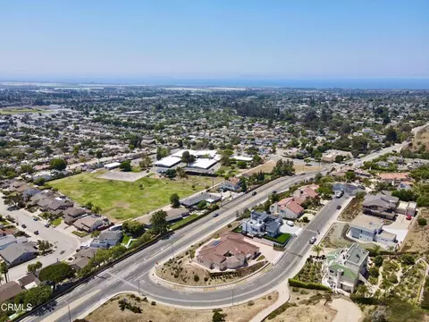 View/Area - 6174 Cobblestone Dr, Ventura, CA 93003 photo 2 of 7