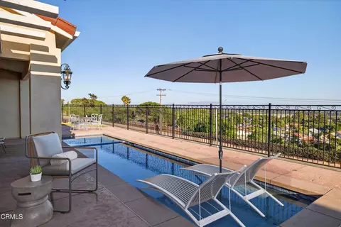 Exterior - 6174 Cobblestone Dr, Ventura, CA 93003 photo 7 of 8