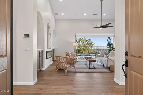 Entry Way - 6174 Cobblestone Dr, Ventura, CA 93003 photo 2 of 6