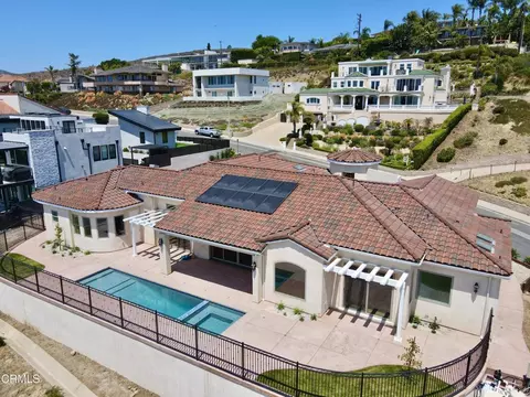View/Area - 6174 Cobblestone Dr, Ventura, CA 93003 photo 3 of 7