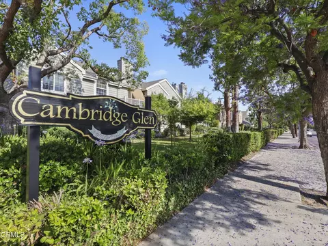 6616 Clybourn Ave #102, North Hollywood, CA 91606