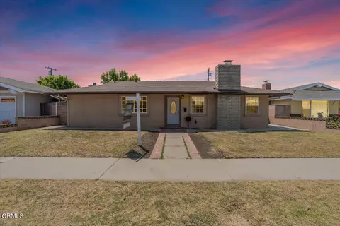 1340 Huntswood Way, Oxnard, CA 93030