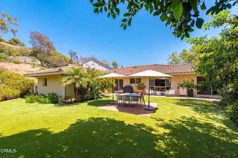 633 Camino Roberto, Thousand Oaks, CA 91360
