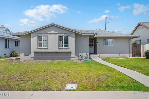 1127 Douglas Ave, Oxnard, CA 93030