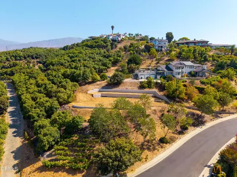 179 E View Dr, Santa Paula, CA 93060