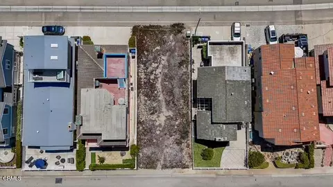 5244 Whitecap St, Oxnard, CA 93035