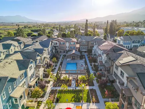 569 Grapefruit Ln, Fillmore, CA 93015