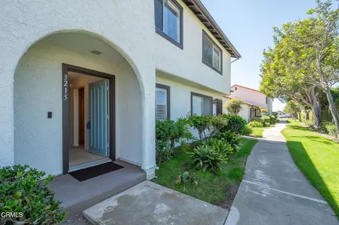 3215 Kelp Ln, Oxnard, CA 93035