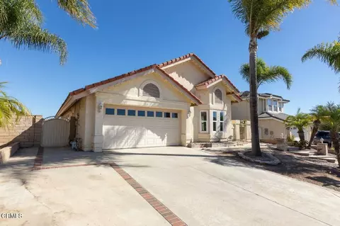 6046 Palomar Cir, Camarillo, CA 93012