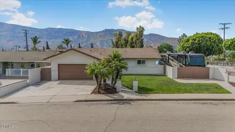 352 Moultrie Pl, Santa Paula, CA 93060