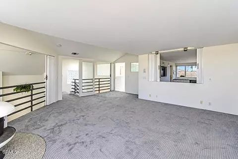 Living - 3405 Ocean Dr, Oxnard, CA 93035 photo 8 of 8