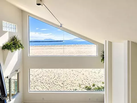 View/Area - 3405 Ocean Dr, Oxnard, CA 93035 photo 5 of 5