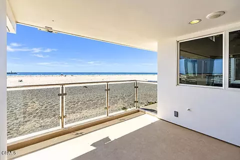 Exterior - 3405 Ocean Dr, Oxnard, CA 93035 photo 5 of 6