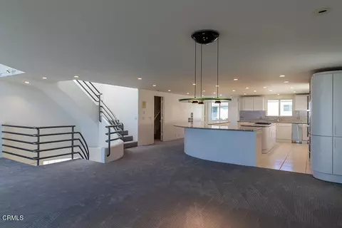 Living - 3405 Ocean Dr, Oxnard, CA 93035 photo 8 of 10