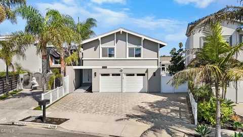 Exterior - 2230 Monaco Dr, Oxnard, CA 93035 photo 3 of 9
