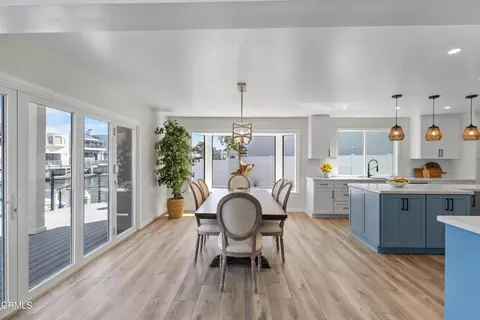 Dining - 2230 Monaco Dr, Oxnard, CA 93035 photo 2 of 4